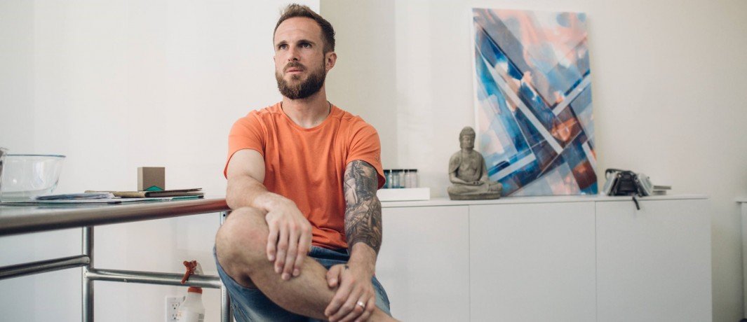 (Stefan Frei, with his series A painting in the back)